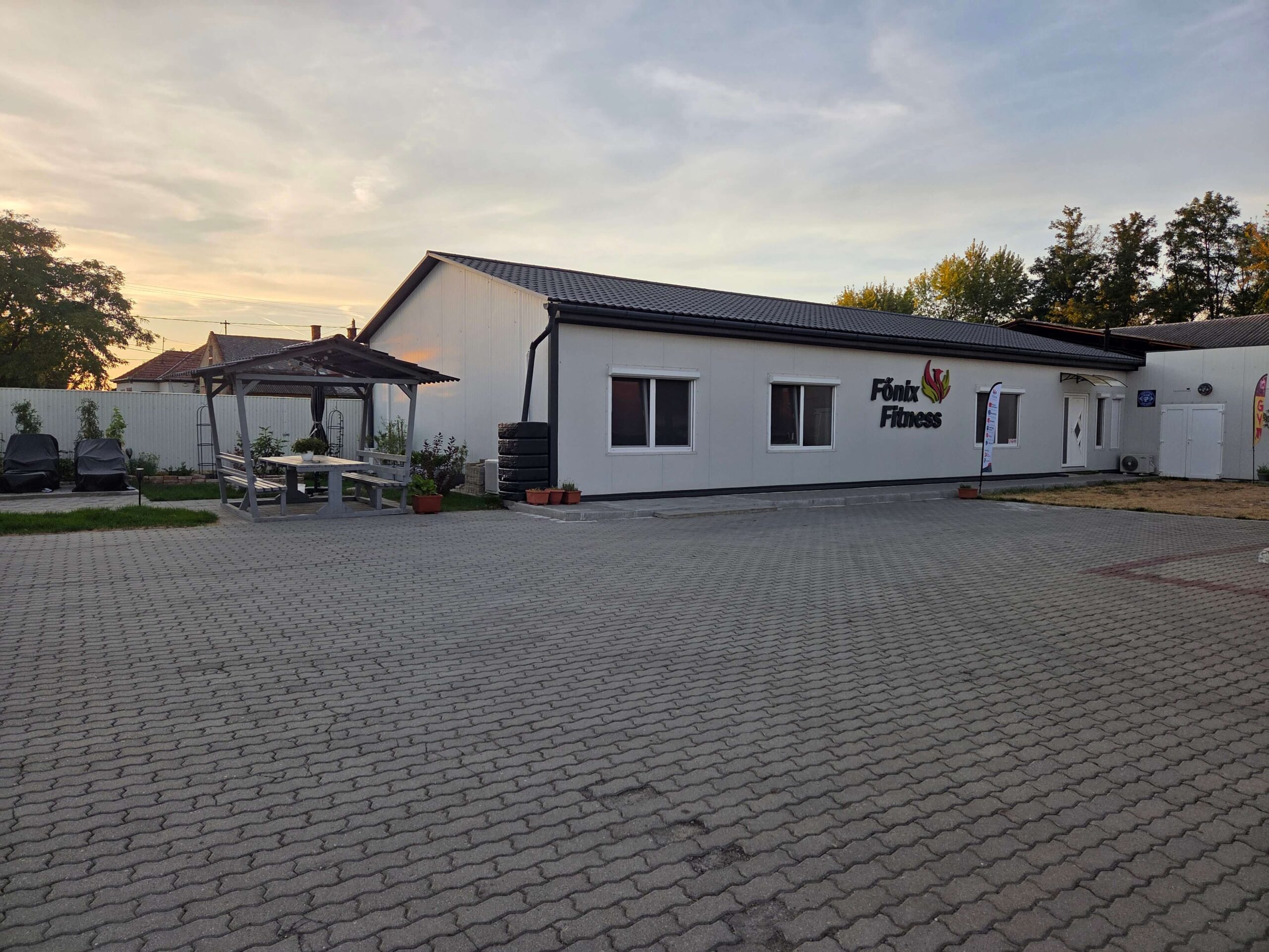 Főnix Fitness edzőterem